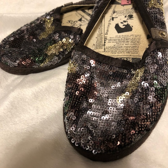 Sequin Slip On shoes✨ - Picture 5 of 5